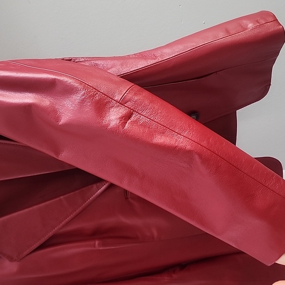 Covington Red Leather Jacket - Picture 5 of 11